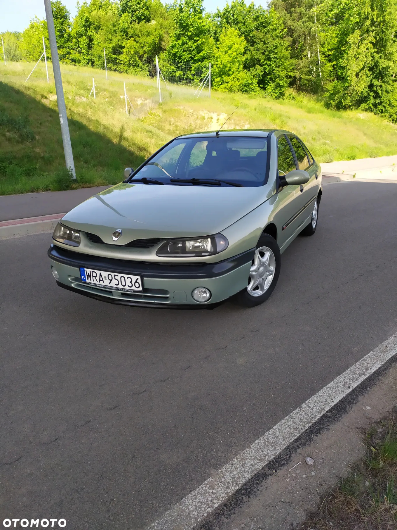 Renault Laguna 1.6 Concorde - 6