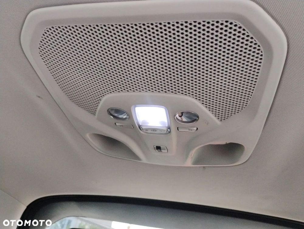 Citroën C4 Grand Picasso BlueHDi 150 EAT6 SHINE - 27