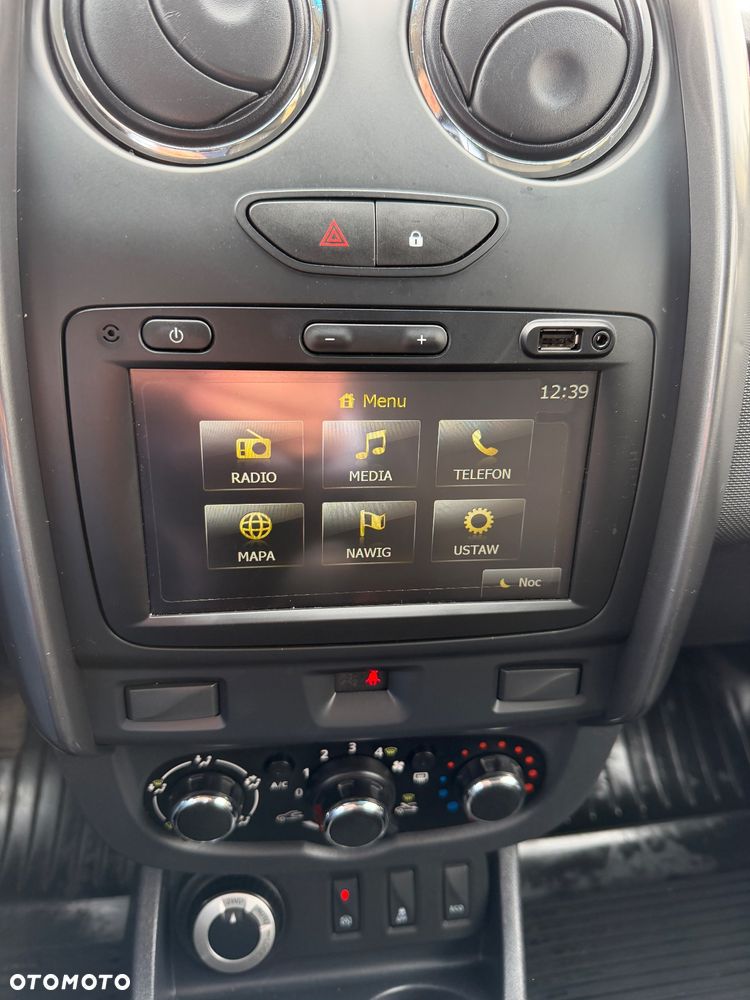 Dacia Duster 1.5 dCi Laureate 4x4 - 11