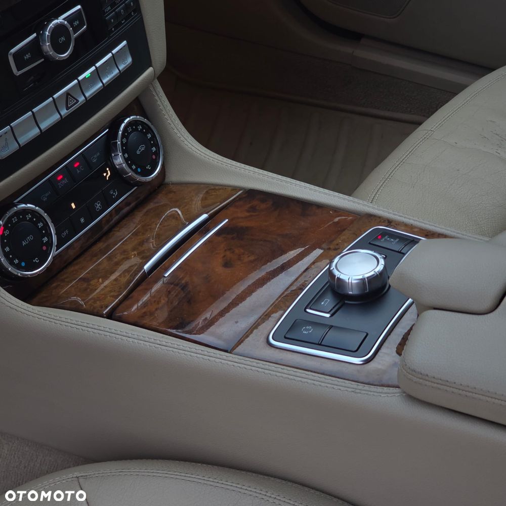 Mercedes-Benz CLS 350 7G-TRONIC - 35