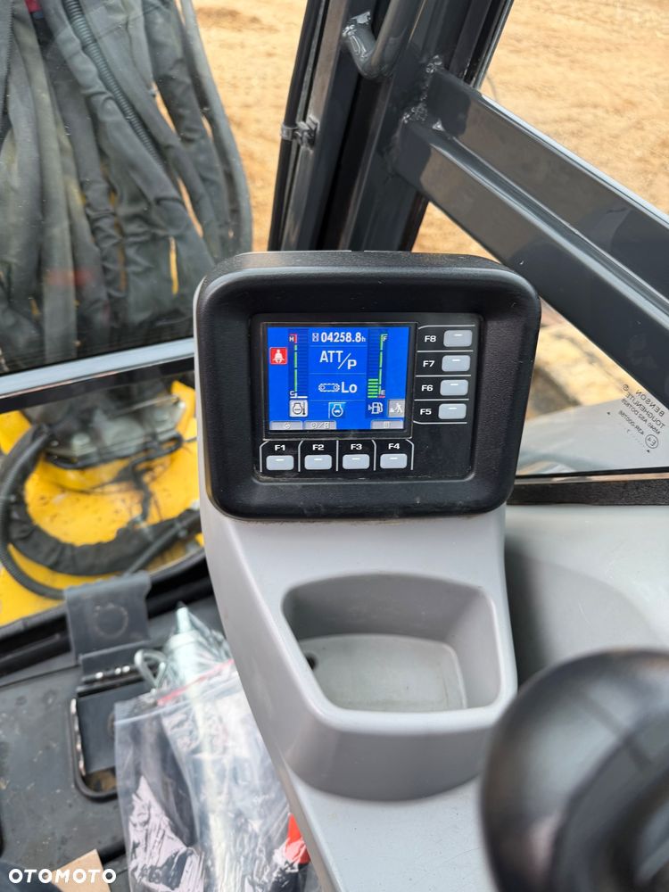 Komatsu PC55MR-5 - 25