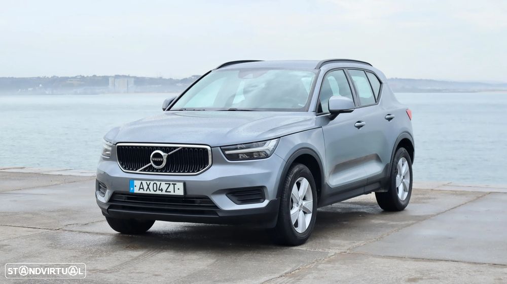 Volvo XC 40 2.0 D3 - 7