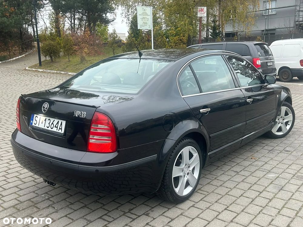 Skoda Superb 1.8 Turbo Elegance - 30