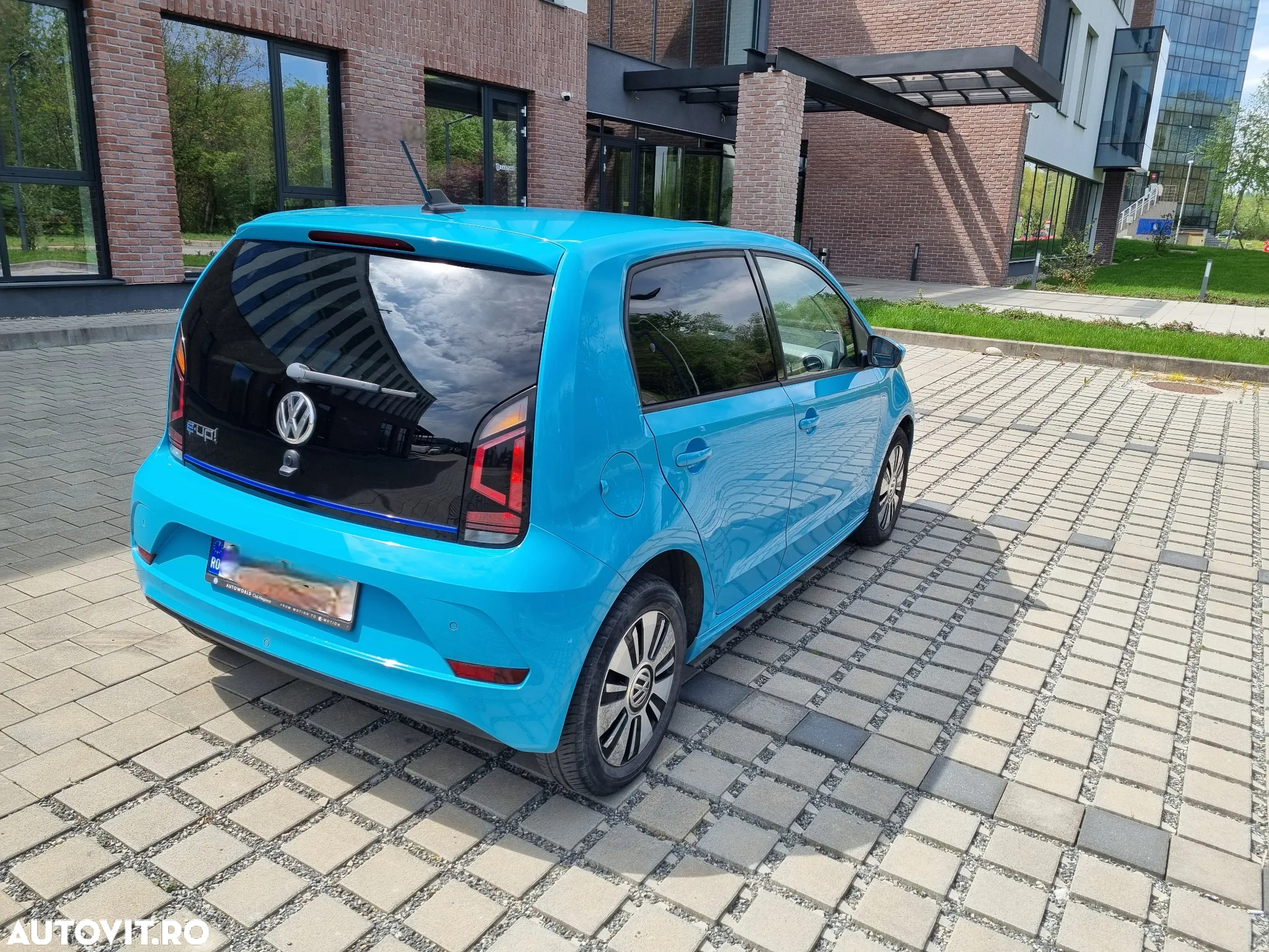 Volkswagen up! e-up! - 15