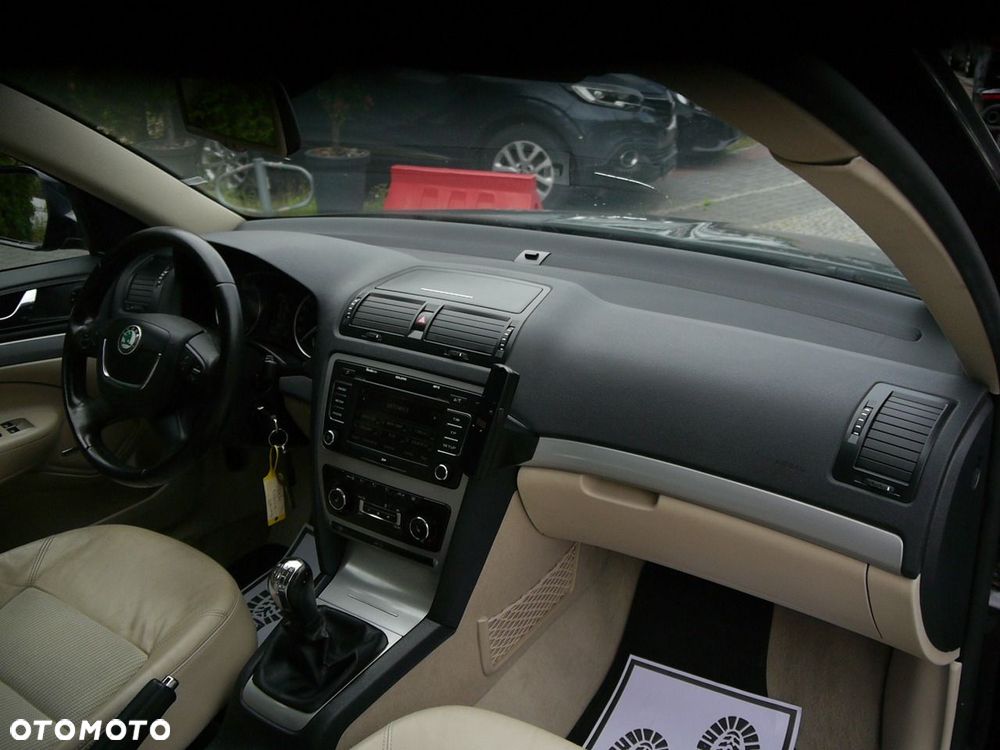Skoda Octavia 1.8 TSI Laurin & Klement - 26
