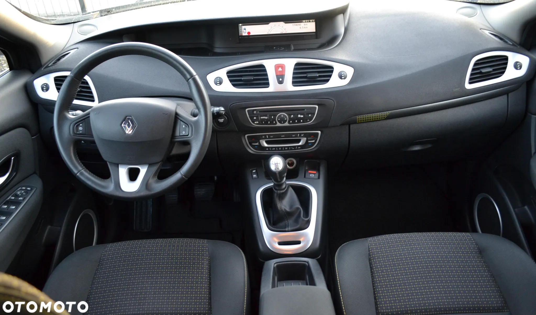 Renault Scenic 1.6 16V 110 Dynamique - 6