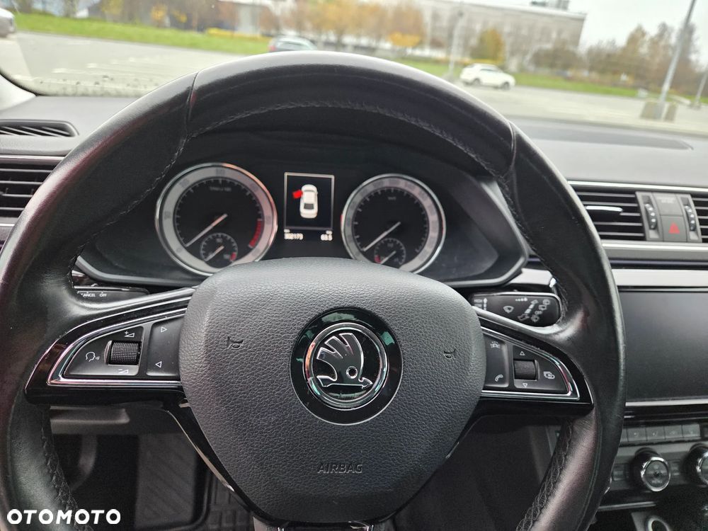 Skoda Superb 2.0 TDI L&K DSG - 7