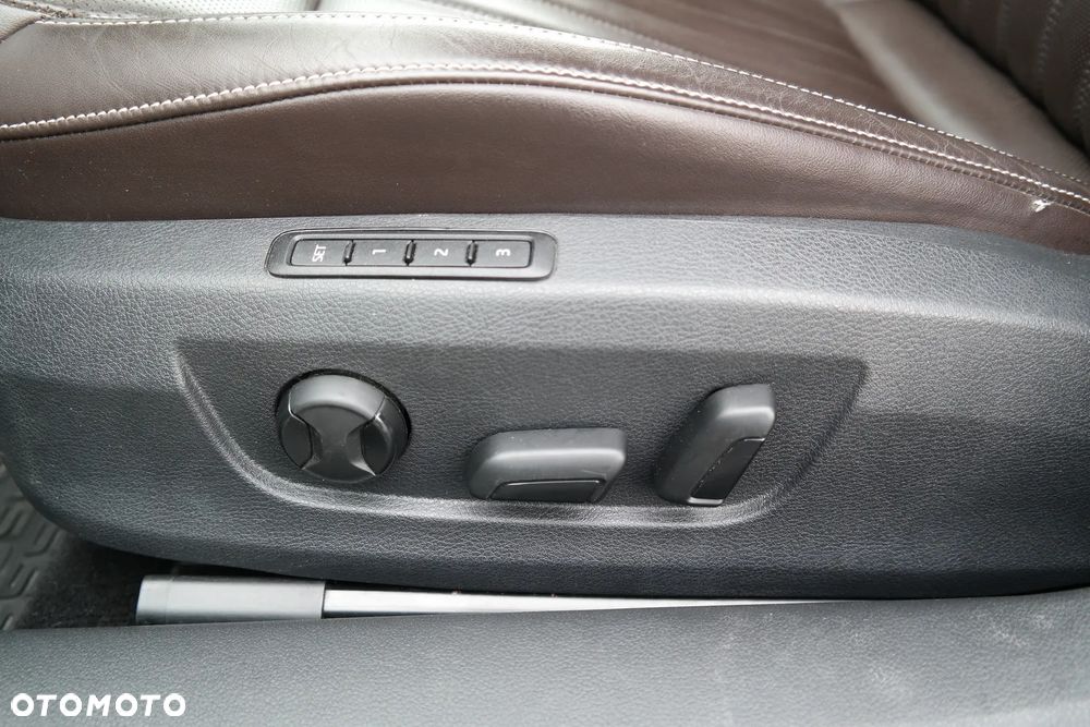 Skoda Superb 2.0 TSI L&K DSG - 11