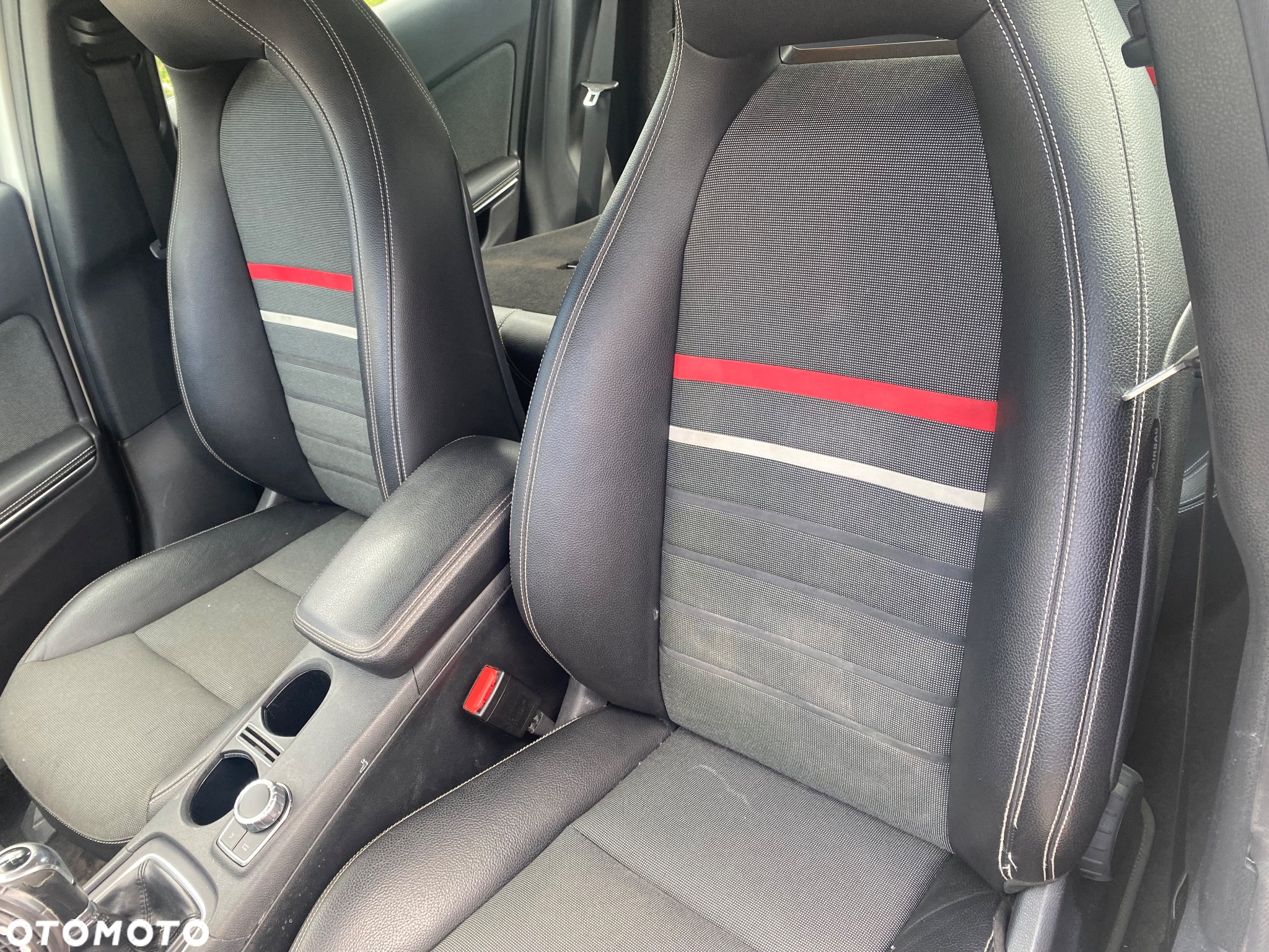 Mercedes-Benz Klasa A 180 (BlueEFFICIENCY) Style - 8