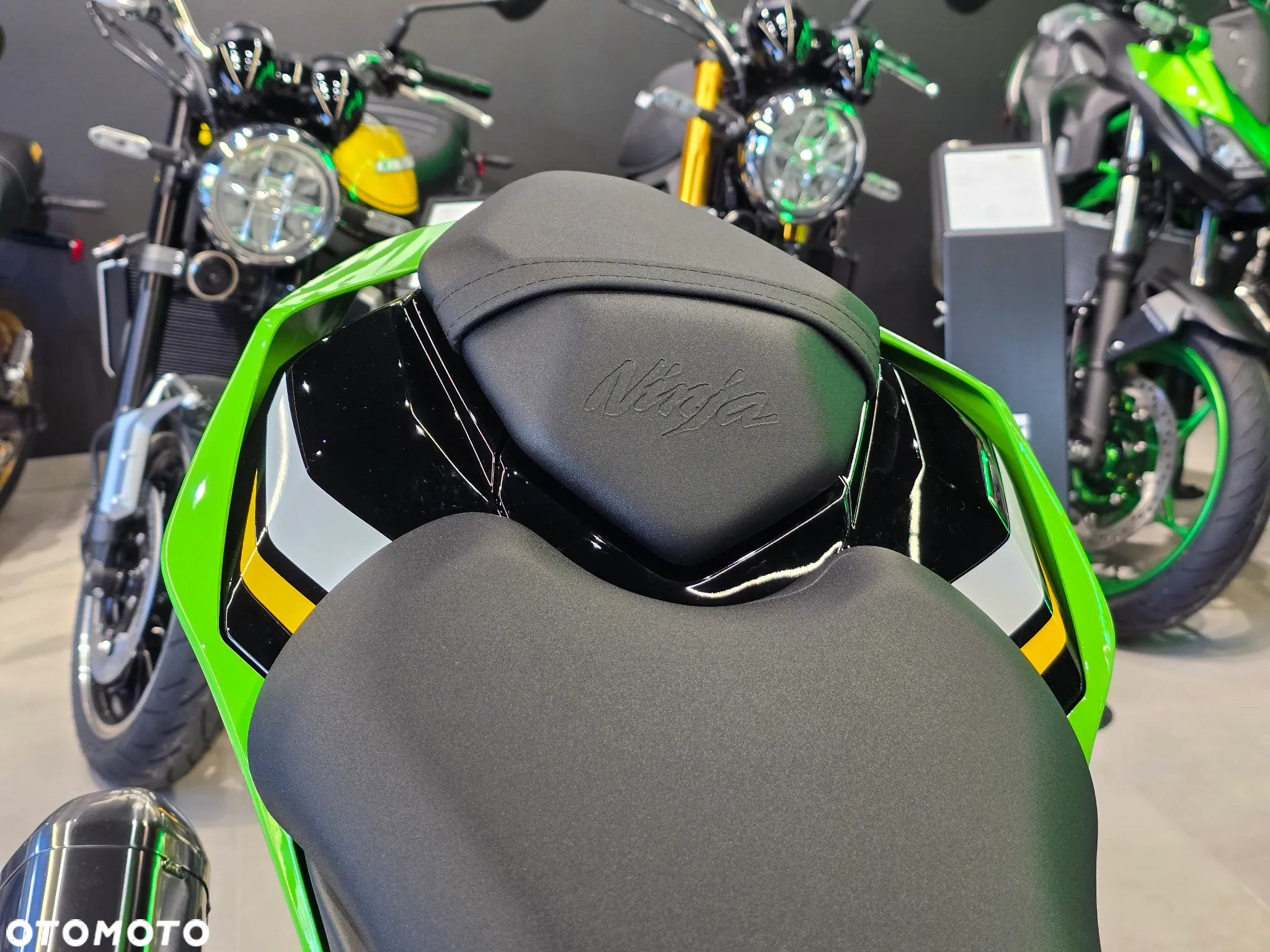 Kawasaki ZX - 9