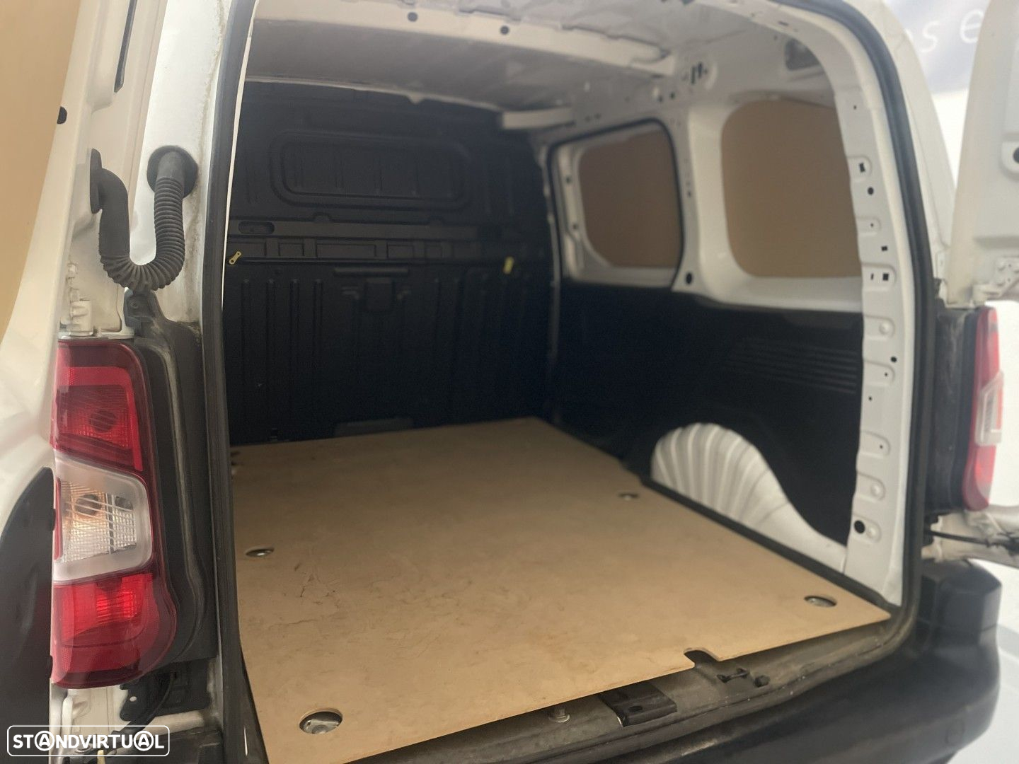 Peugeot Partner 1.5 BlueHDi Pro Standard - 5