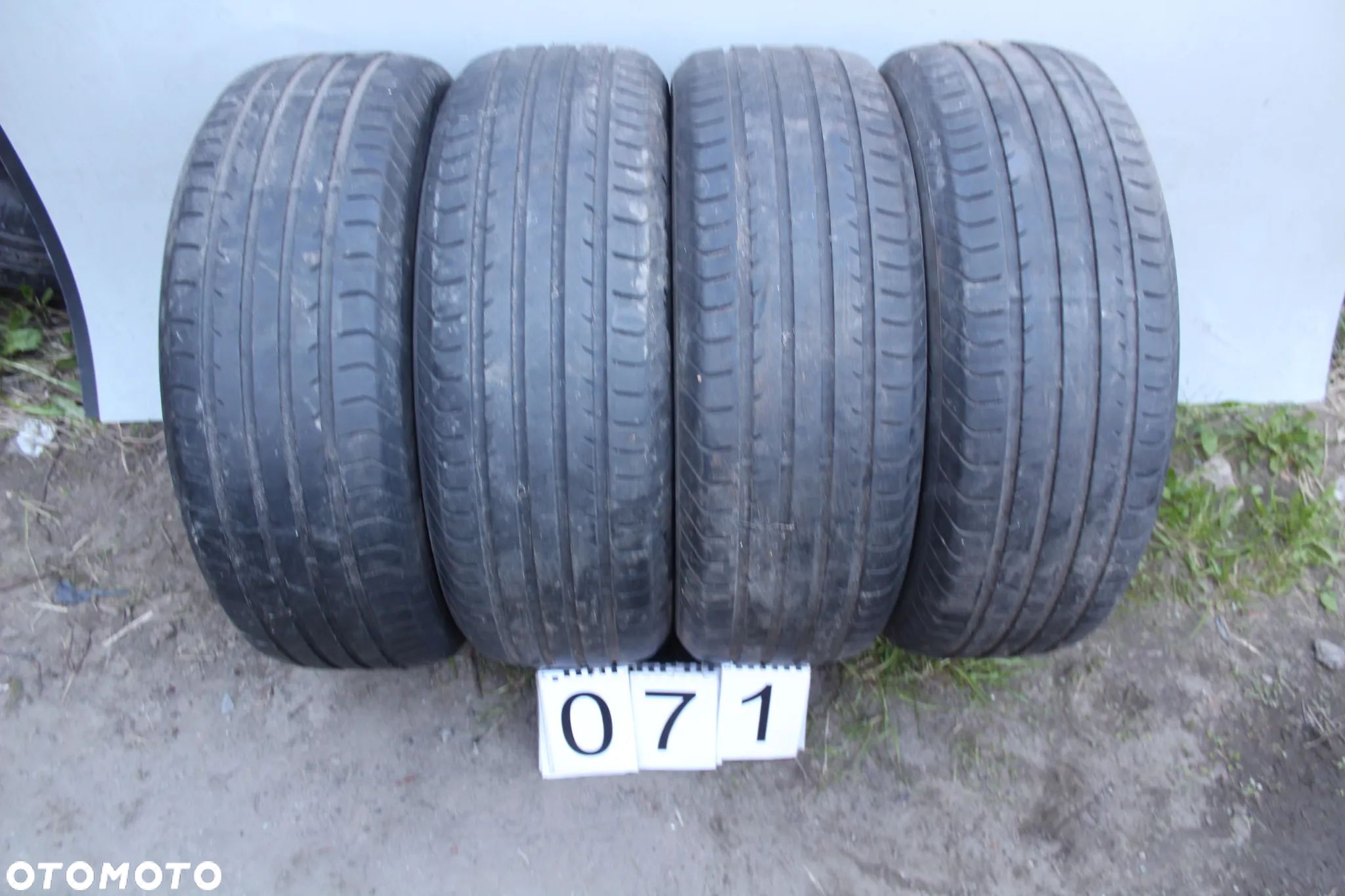 OPONY 4 SZTUKI LATO UŻYWANE Vredestein 225/60/18 - 1