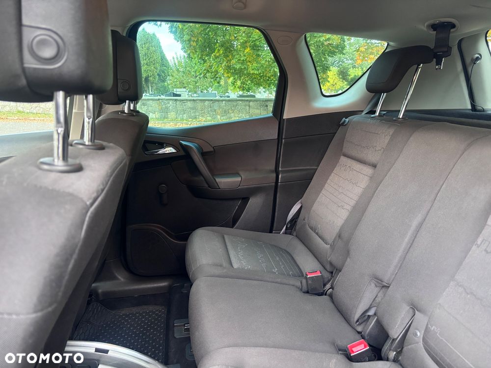 Opel Meriva - 14