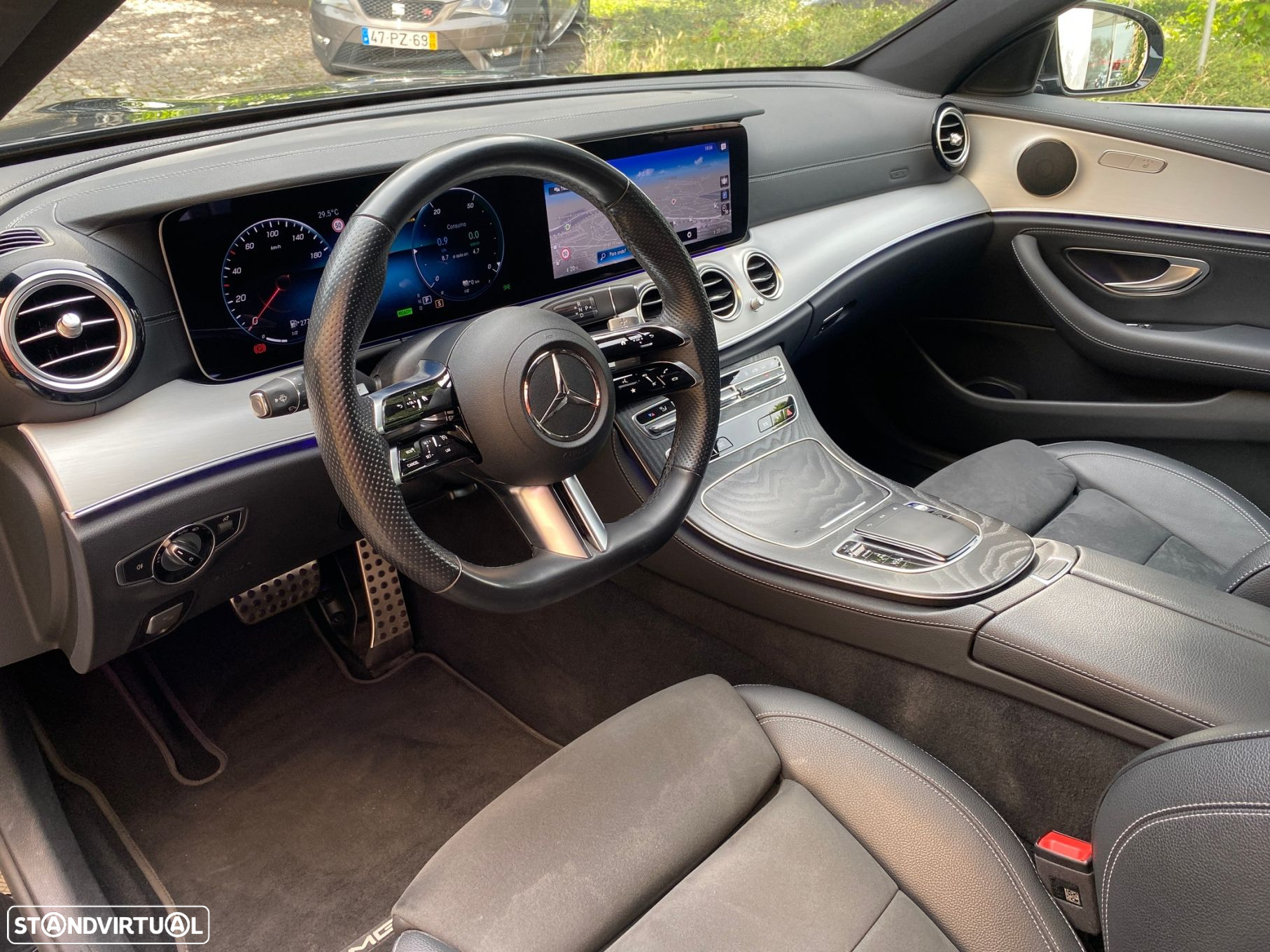 Mercedes-Benz E 300 de AMG Line - 13