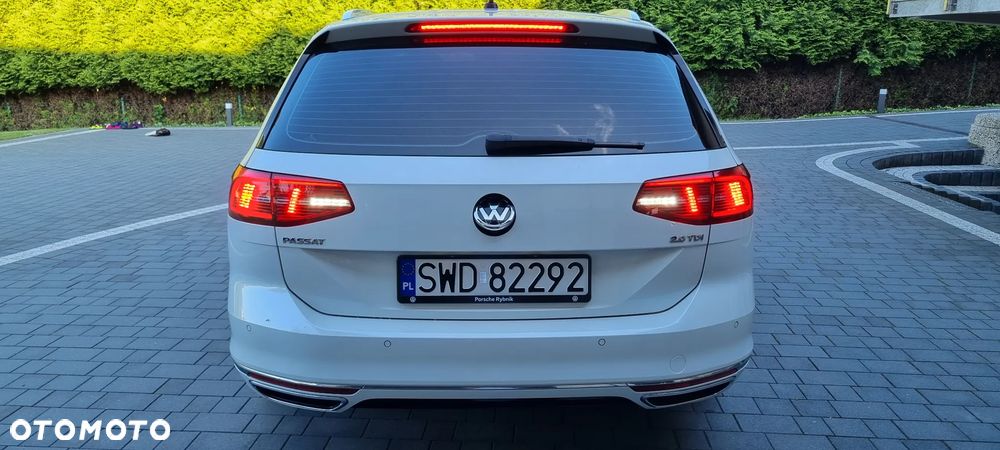 Volkswagen Passat 2.0 TDI BMT Highline DSG - 10