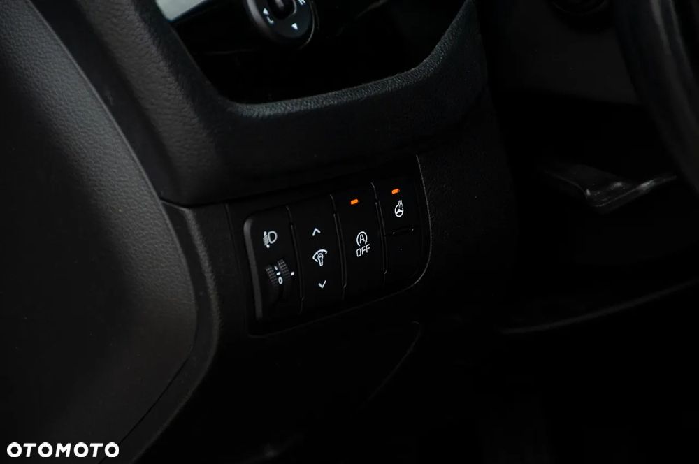 Kia Ceed - 34