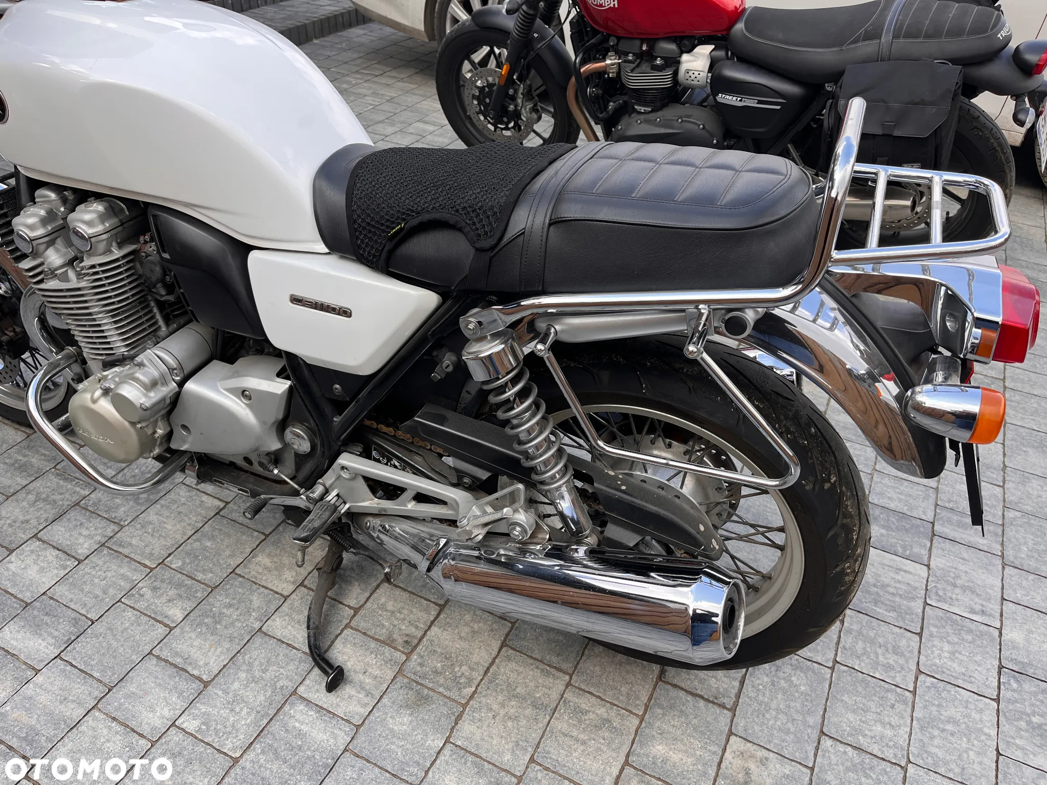 Honda CB - 4