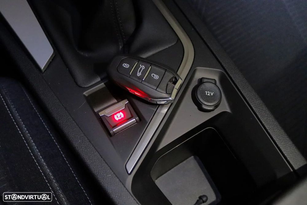 Peugeot 308 1.2 PureTech Active Pack - 16