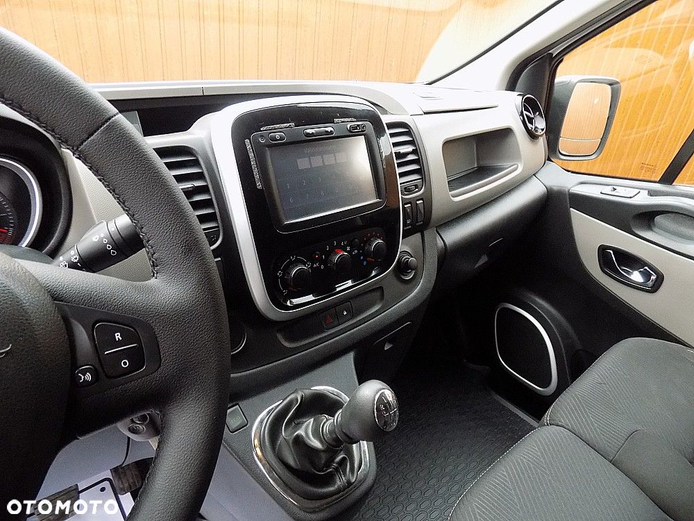 Renault Trafic - 9