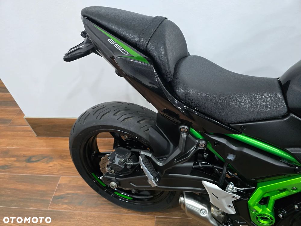 Kawasaki Z 650 - 12