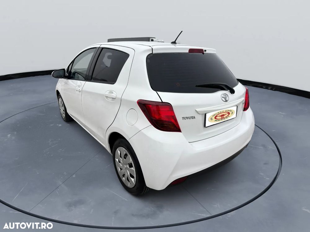 Toyota Yaris 1.33 L Dual VVT-i 5D Luna - 2