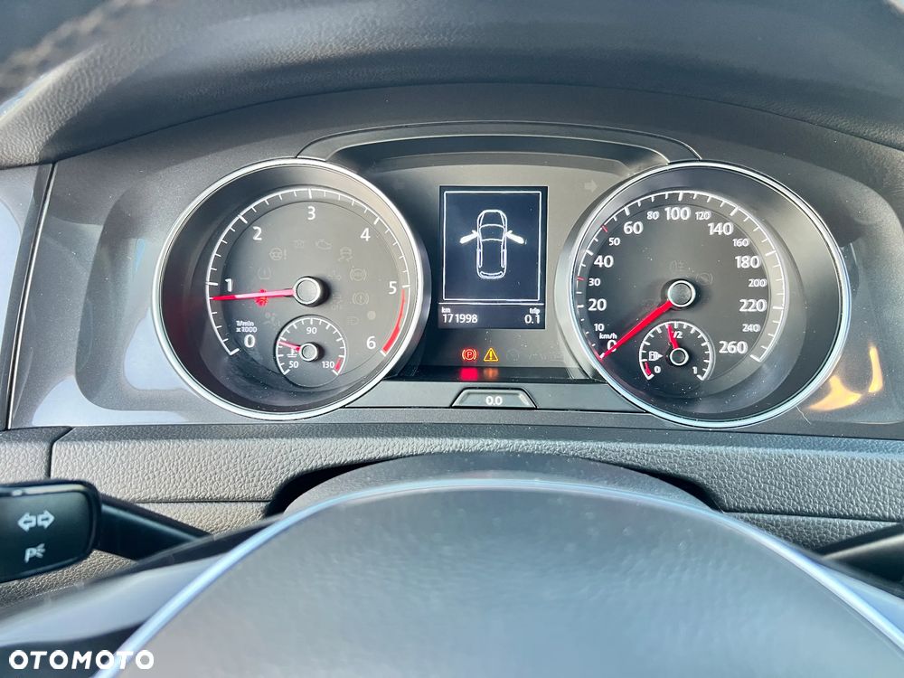 Volkswagen Golf 1.6 TDI (BlueMotion Technology) Comfortline - 18
