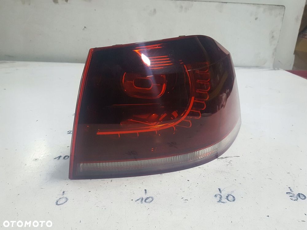 VW GOLF 6 VI 09-13r CABRIO LAMPA LED PRAWA TYŁ - 1