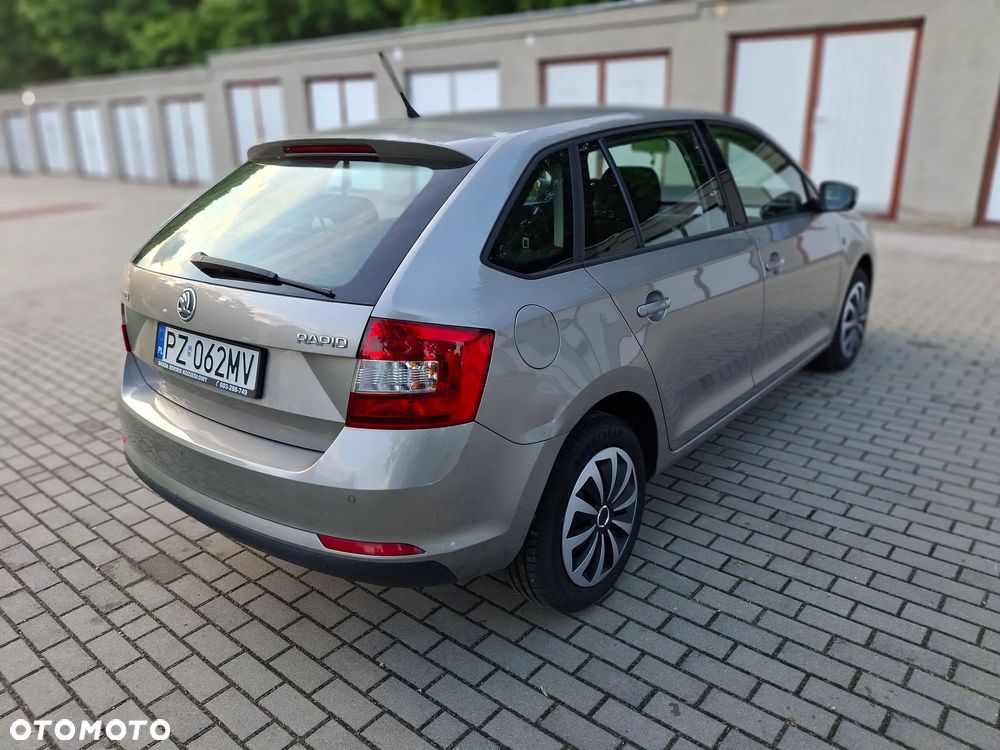 Skoda RAPID 1.2 TSI Ambition - 3