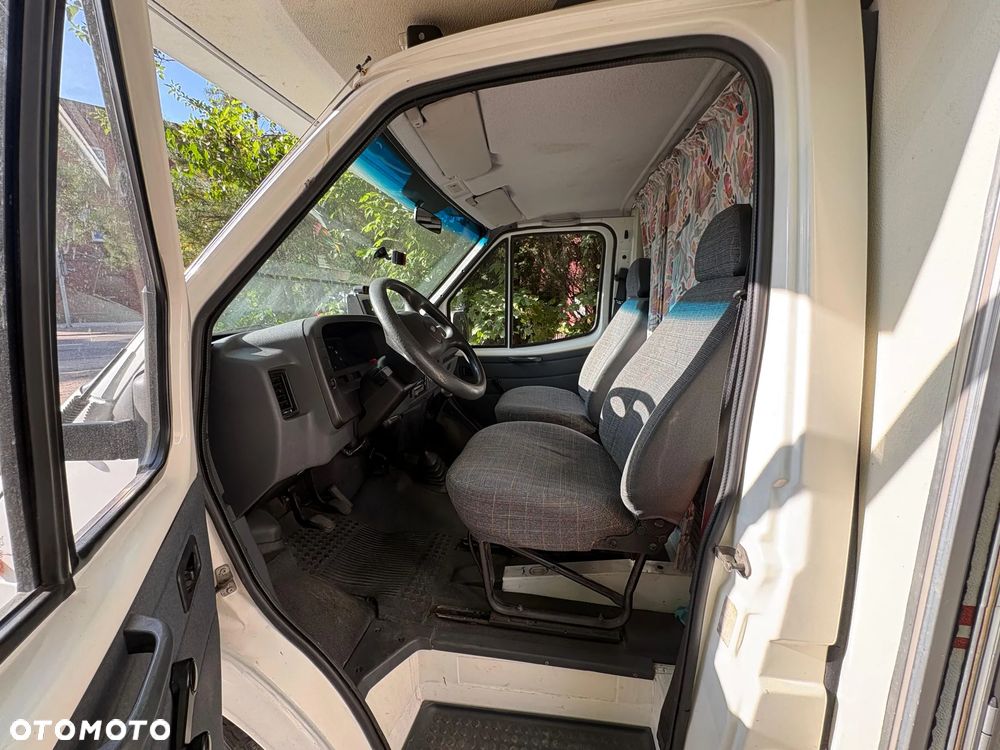Ford TRANSIT - 11