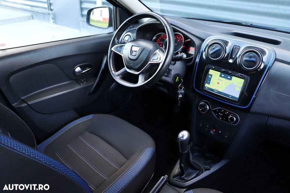 Dacia Sandero Stepway Blue dCi 95 Celebration - 18