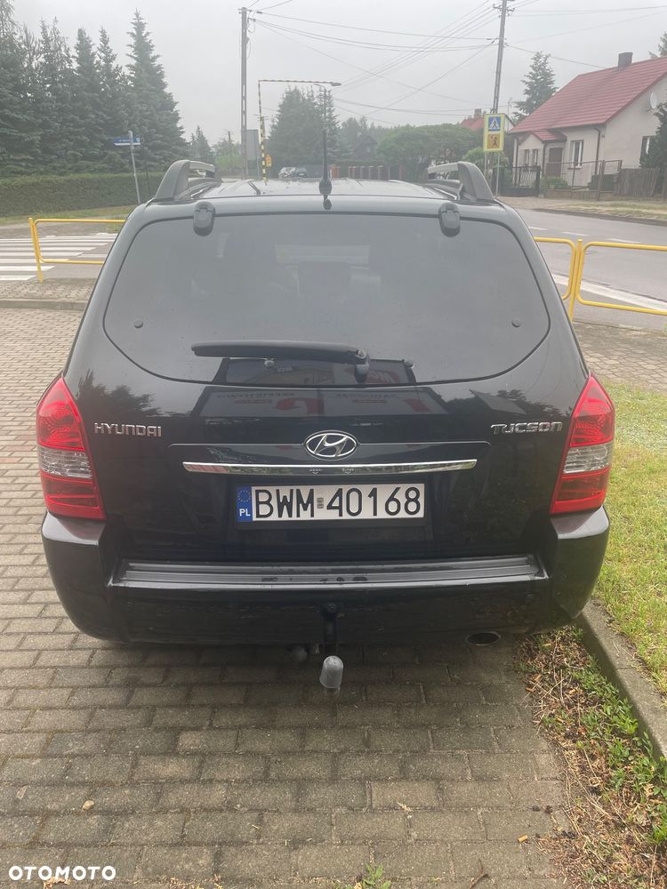 Hyundai Tucson 2.0 Comfort 2WD - 4