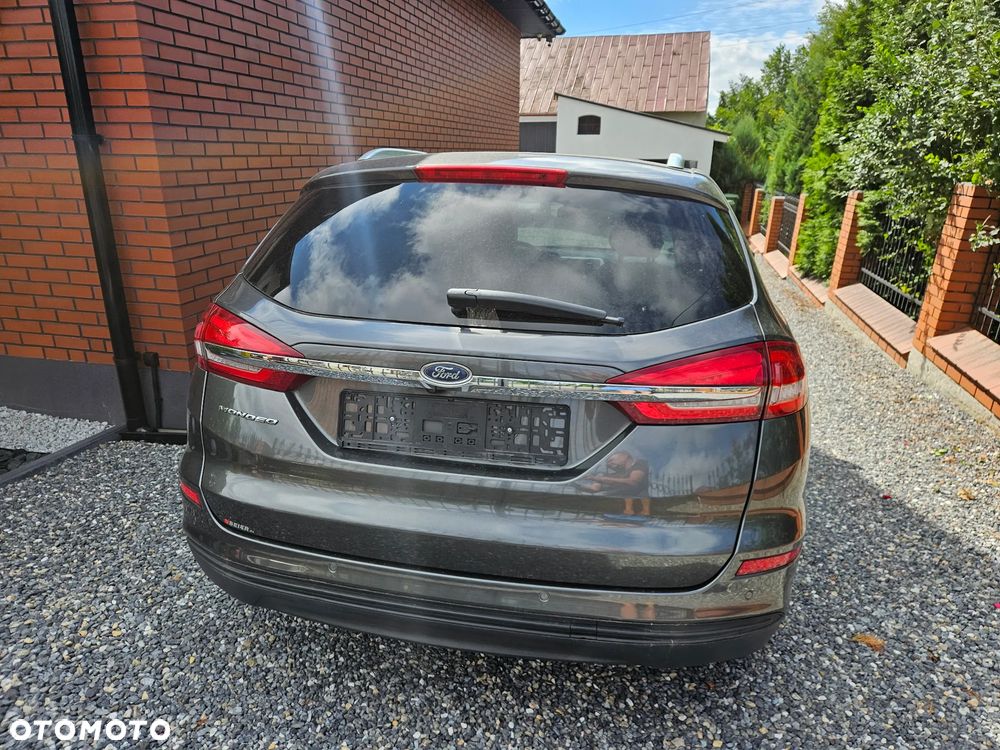 Ford Mondeo - 21