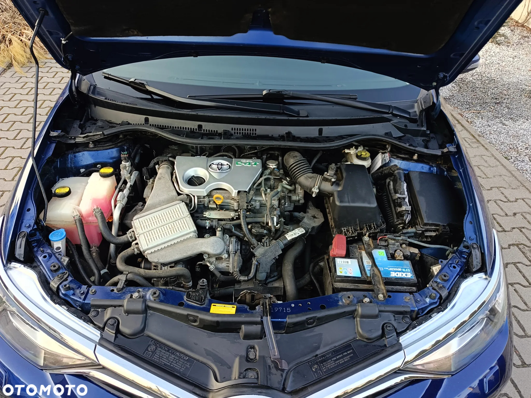 Toyota Auris 1.2 T Premium MS - 16