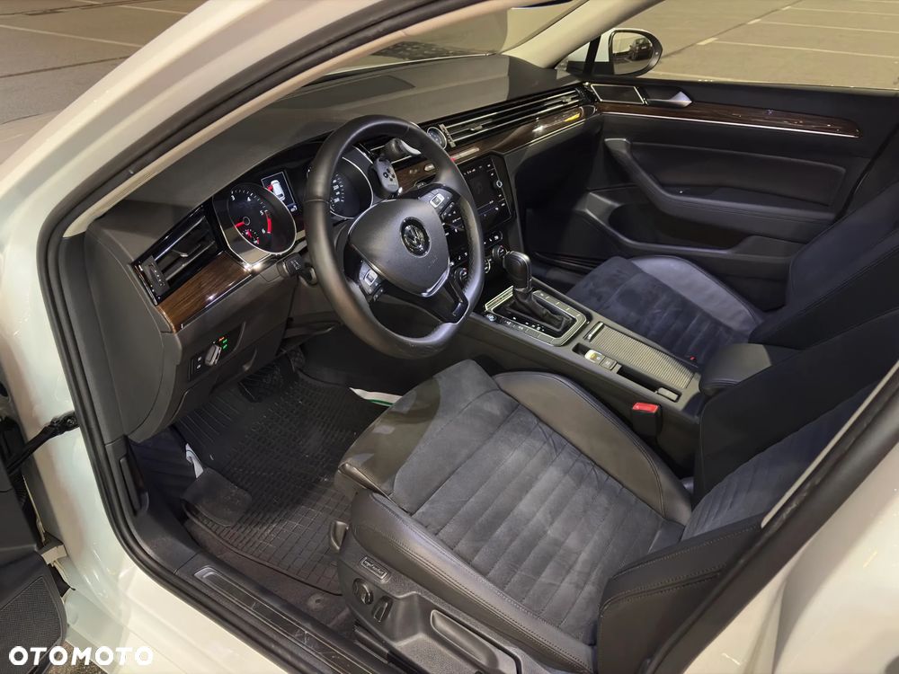 Volkswagen Passat 2.0 TDI SCR 4Motion DSG (BMT) Highline - 12