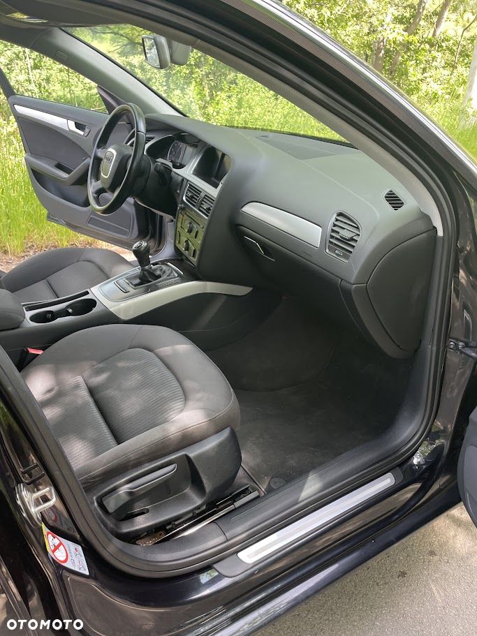 Audi A4 Limousine - 15