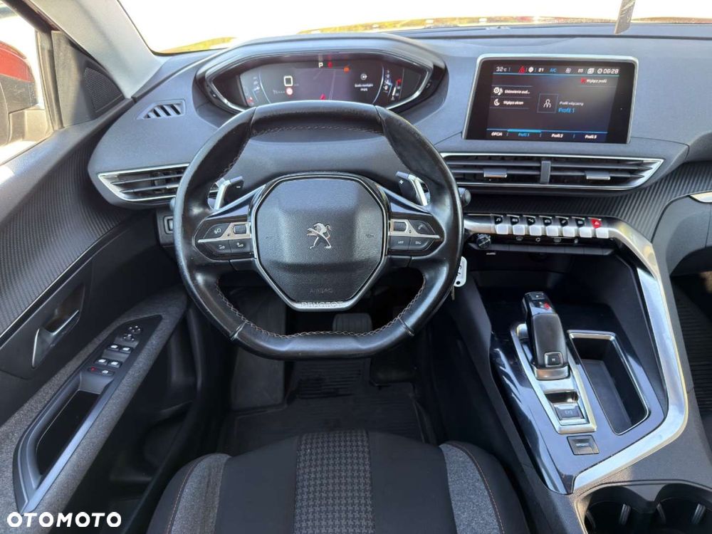 Peugeot 3008 - 13