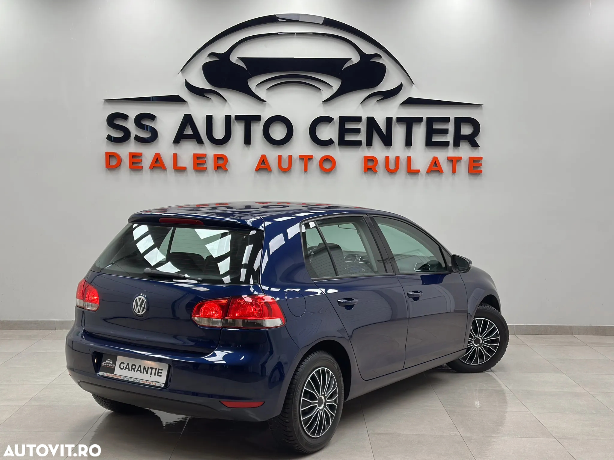 Volkswagen Golf 1.6 Comfortline - 3
