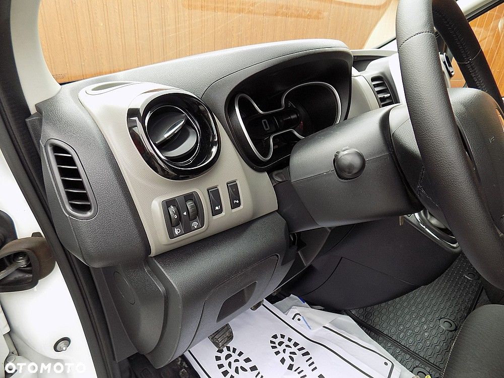Renault Trafic - 8