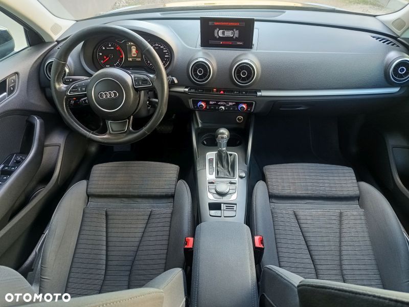 Audi A3 Sportback - 14