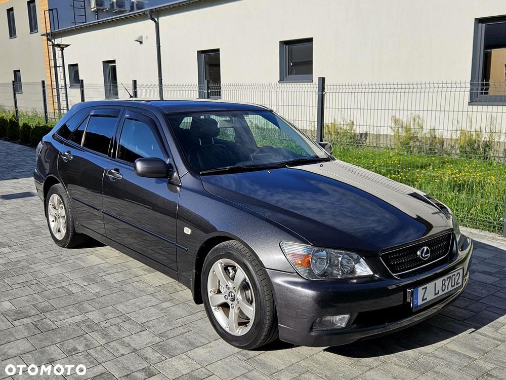 Lexus IS 200 SC Prestige - 17