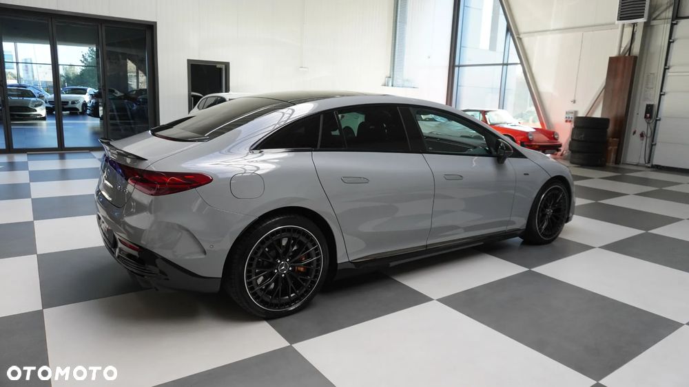 Mercedes-Benz EQE - 3