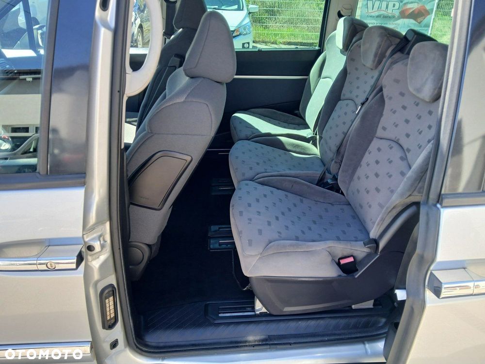 Peugeot 807 140 Family - 13