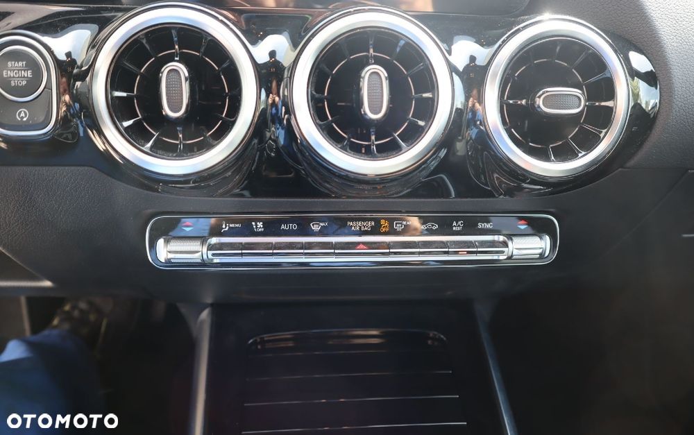 Mercedes-Benz Klasa B 180 d Progressive 8G-DCT - 15