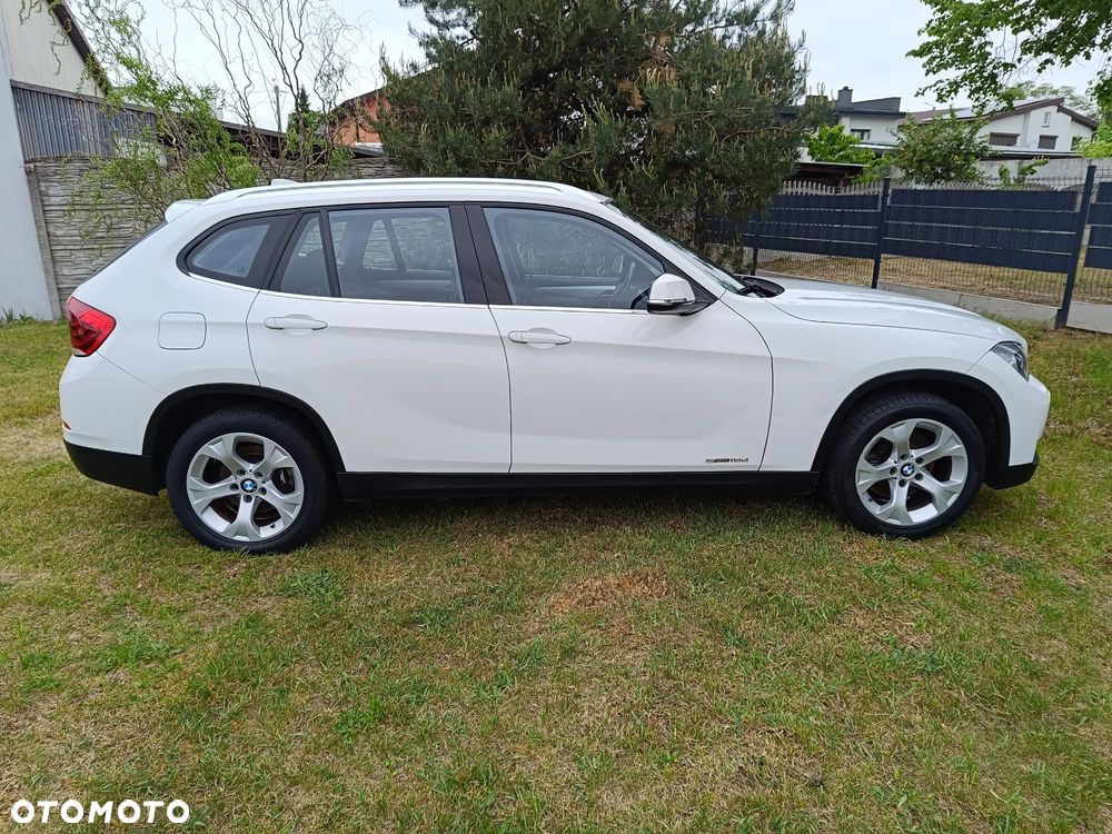 BMW X1 sDrive18d xLine - 16