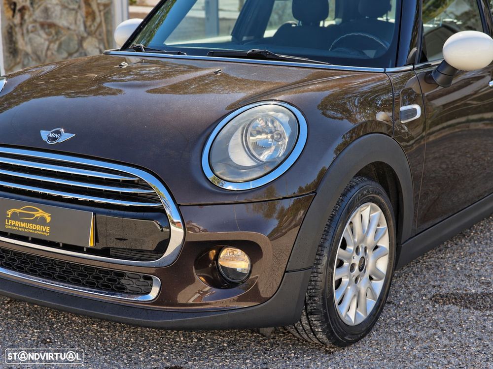 MINI 5 Portas Cooper D - 13