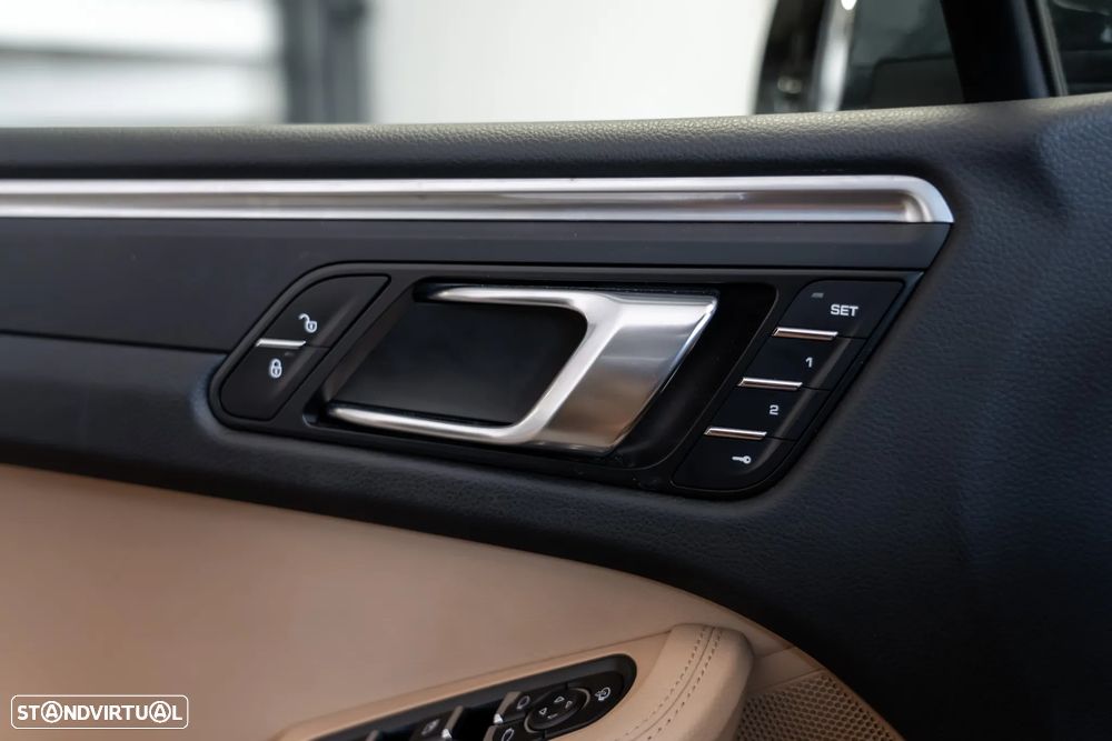 Porsche Macan PDK - 24