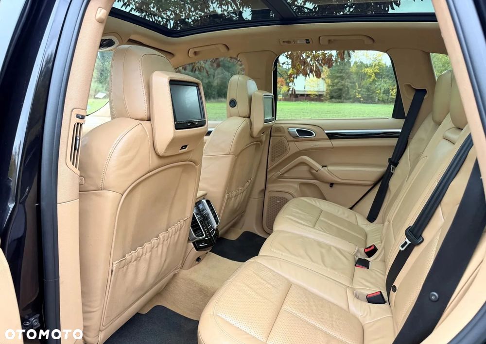 Porsche Cayenne Tiptronic S - 13