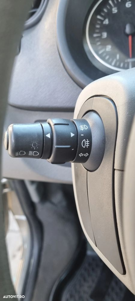 Renault Kangoo dCi 90 FAP Grand - 30