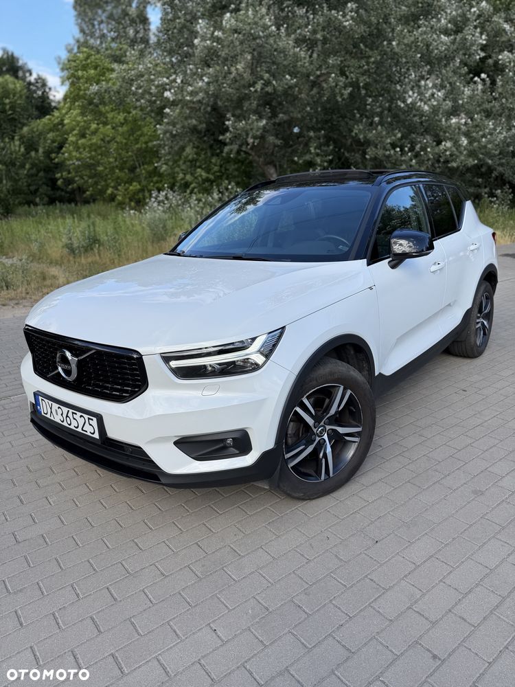 Volvo XC 40 - 1