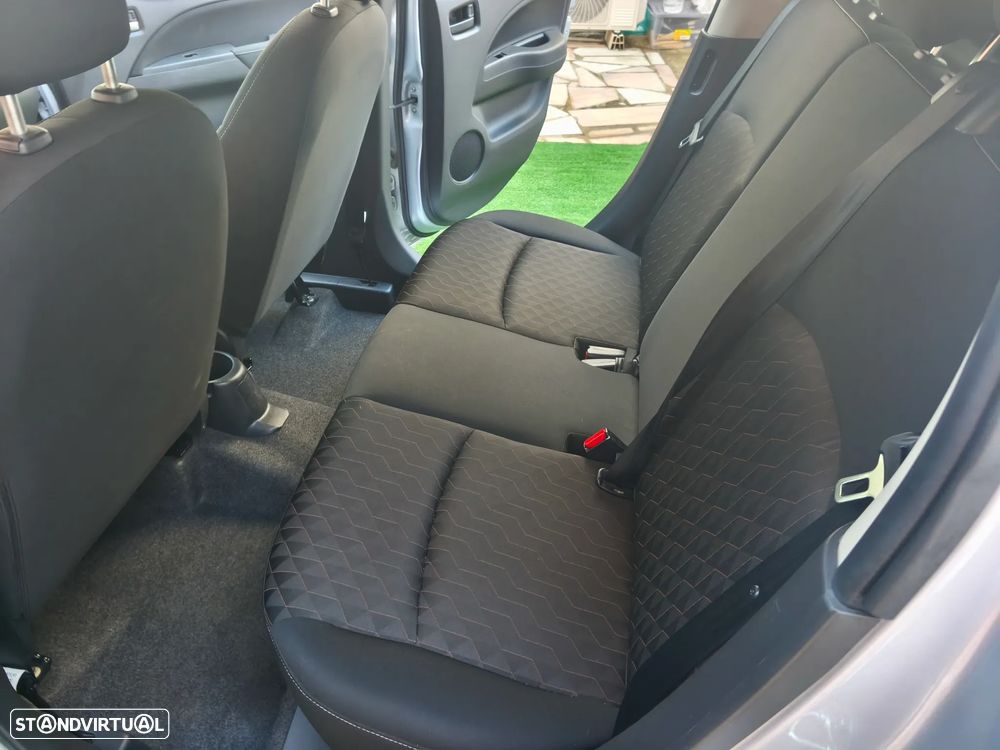 Mitsubishi Space Star 1.2 Intense Connect Edition - 18